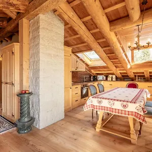 Cortina Apartment